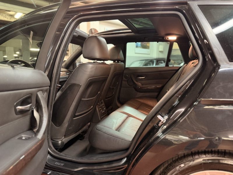 B.M.W. SERIE 3 TOURING 330DA Premiere Main