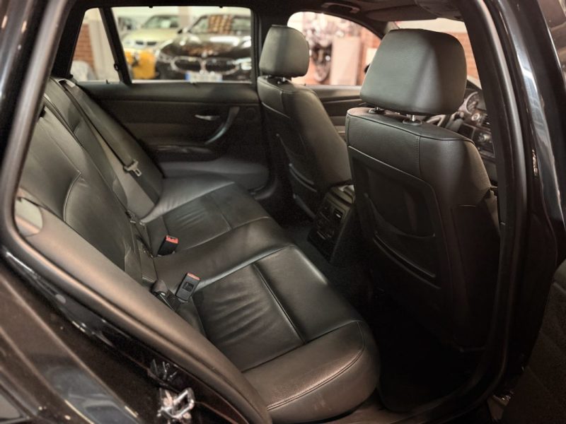 B.M.W. SERIE 3 TOURING 330DA Premiere Main