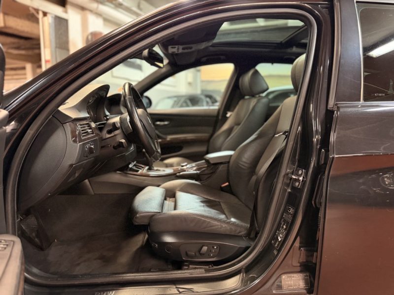 B.M.W. SERIE 3 TOURING 330DA Premiere Main