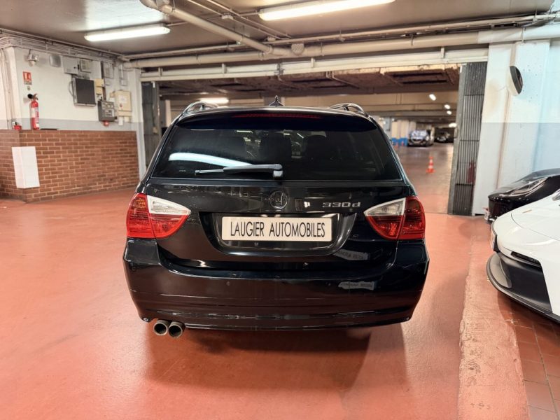 B.M.W. SERIE 3 TOURING 330DA Premiere Main