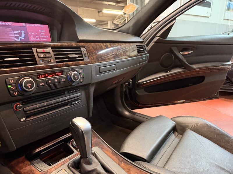 B.M.W. SERIE 3 TOURING 330DA Premiere Main