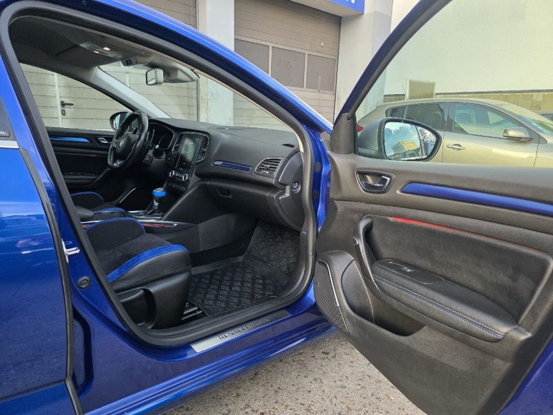 RENAULT MEGANE IV TCE 205 GT EDC 2016