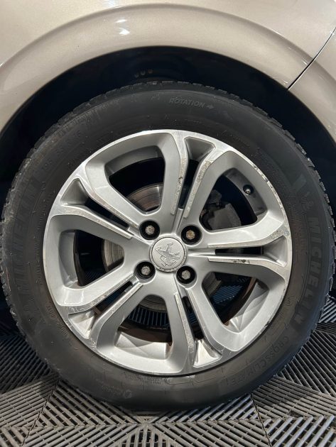PEUGEOT 208 1.6 VTI 120CH ALLURE 