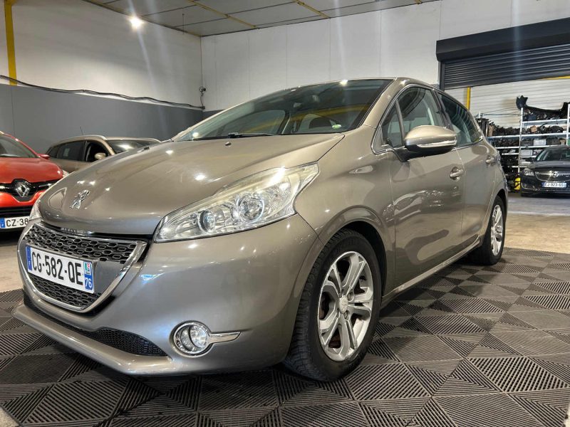 PEUGEOT 208 1.6 VTI 120CH ALLURE 