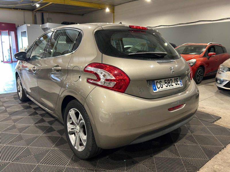 PEUGEOT 208 1.6 VTI 120CH ALLURE 