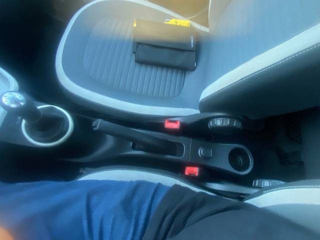 RENAULT TWINGOIII 1.0 SCE 70 ENERGY LIMITED 2015