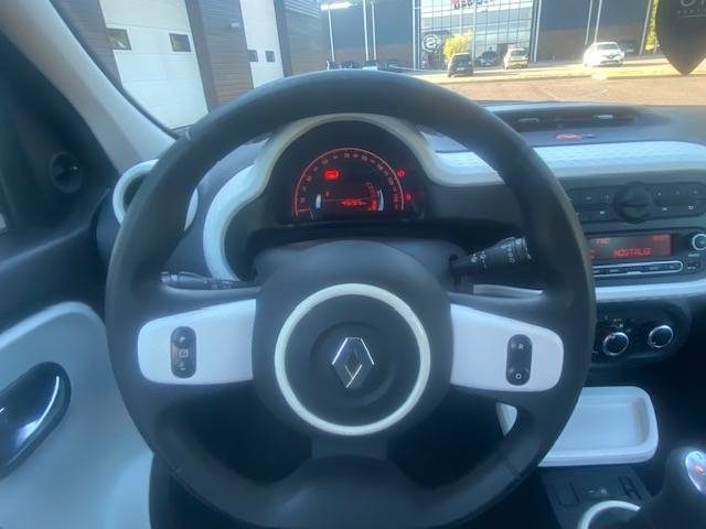 RENAULT TWINGOIII 1.0 SCE 70 ENERGY LIMITED 2015
