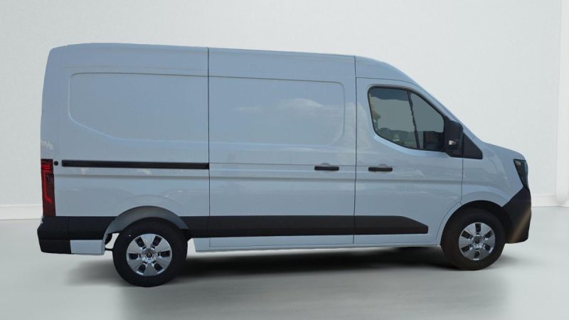 RENAULT MASTER FOURGON BLUE DCI 130 L2H2 NEUF EN STOCK 3T5 TR EXTRA 2025