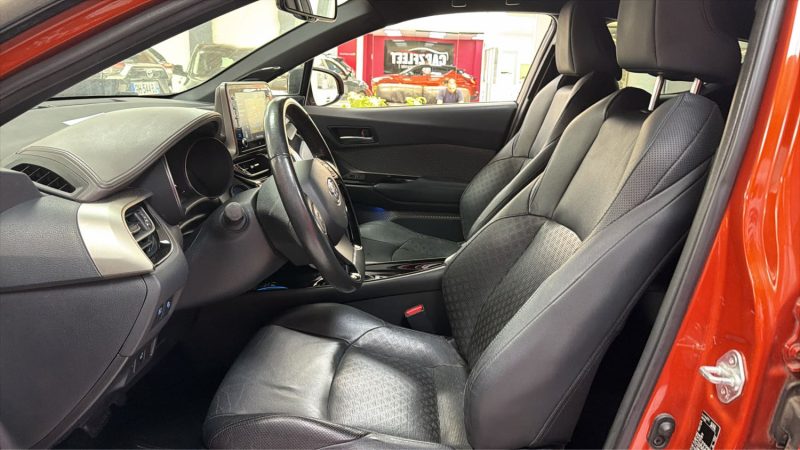 TOYOTA C-HR PHASE 2 SUV HYBRIDE 2.0 PREMIERE 184cv + CUIR/1 ERE MAIN/TVA RECUPERABLE