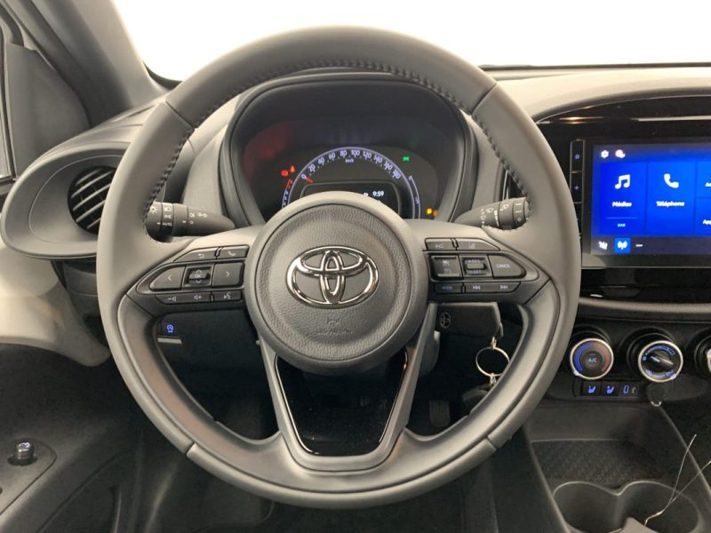 TOYOTA AYGO X NEUF EN STOCK 1.0 VVT-I 72 DYNAMIC 2025