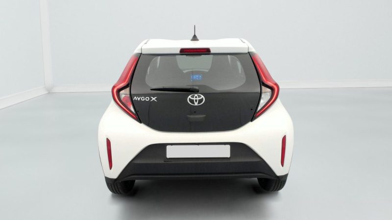 TOYOTA AYGO X NEUF EN STOCK 1.0 VVT-I 72 DYNAMIC 2025