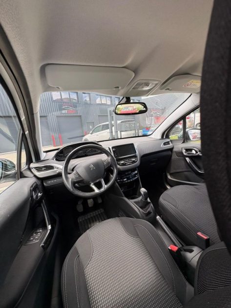 PEUGEOT 208 1.2 110 ALLURE 