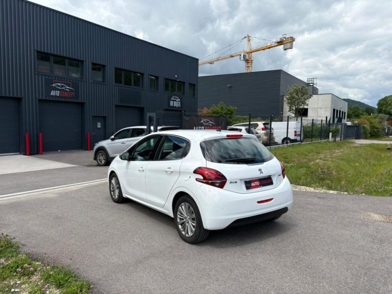 PEUGEOT 208 1.2 110 ALLURE 