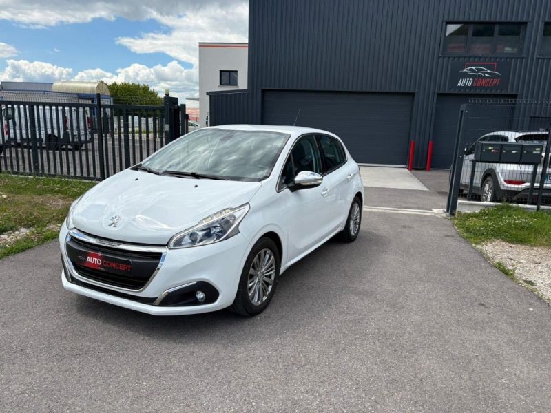 PEUGEOT 208 1.2 110 ALLURE 
