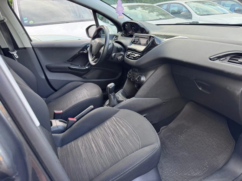 PEUGEOT 208 1.6 E-HDI 92cv /✅ 1 ERE MAIN / 5 PLACES