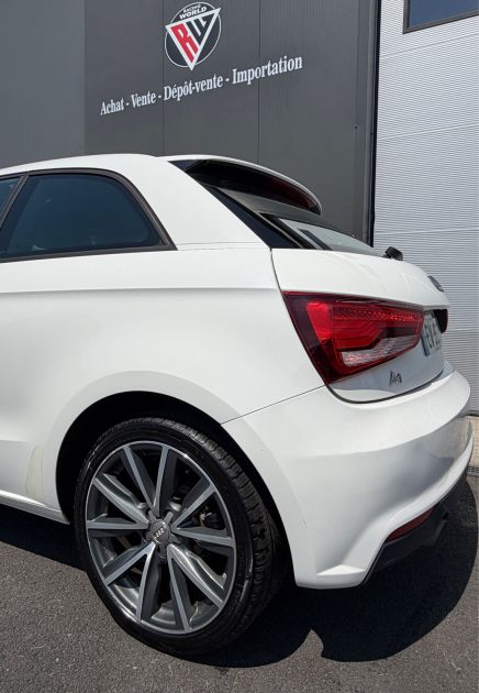 AUDI A1 - 1.0 TFSI - 95 ch - S-LINE - GARANTIE 3 MOIS 