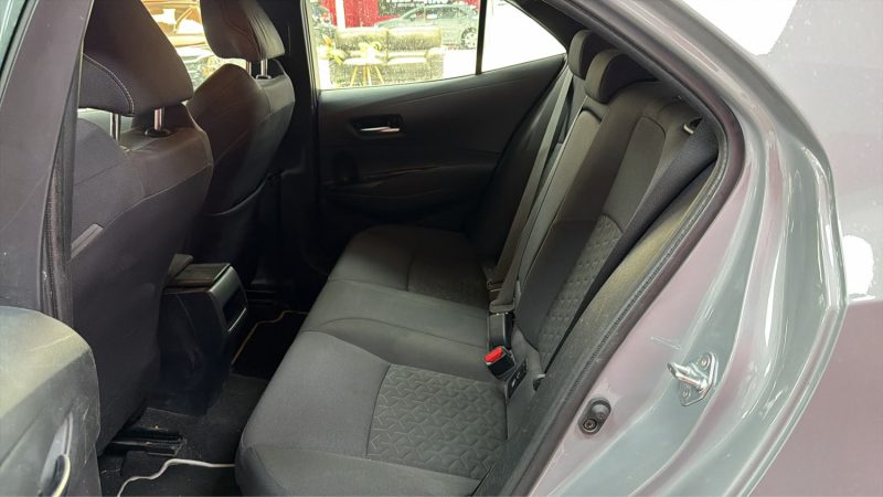 TOYOTA COROLLA BERLINE HYBRIDE 1.8 DYNAMIC BUSINESS 122cv/1 ERE MAIN/TVA RECUPERABLE