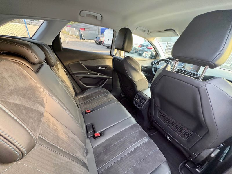 PEUGEOT 3008 II 1.6 BLUE HDI 120 CROSSWAY 2018