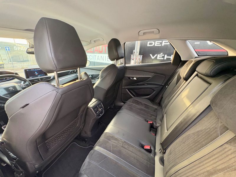 PEUGEOT 3008 II 1.6 BLUE HDI 120 CROSSWAY 2018