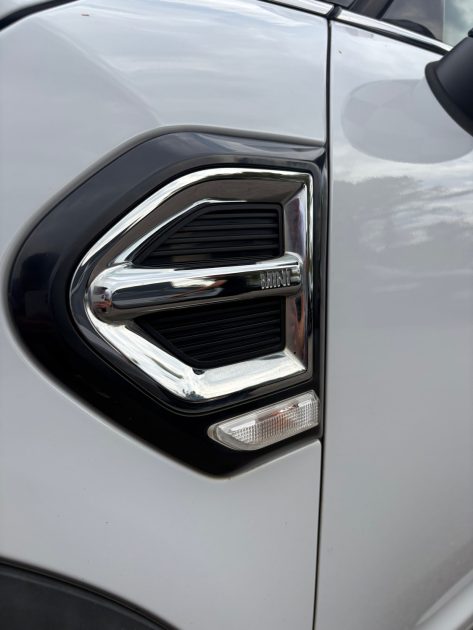 MINI COUNTRYMAN ONE D 116ch / Toit ouvrant / Keyless