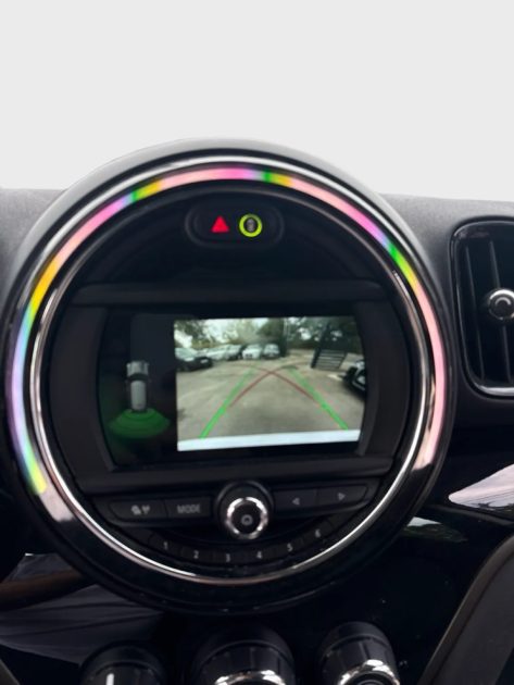 MINI COUNTRYMAN ONE D 116ch / Toit ouvrant / Keyless