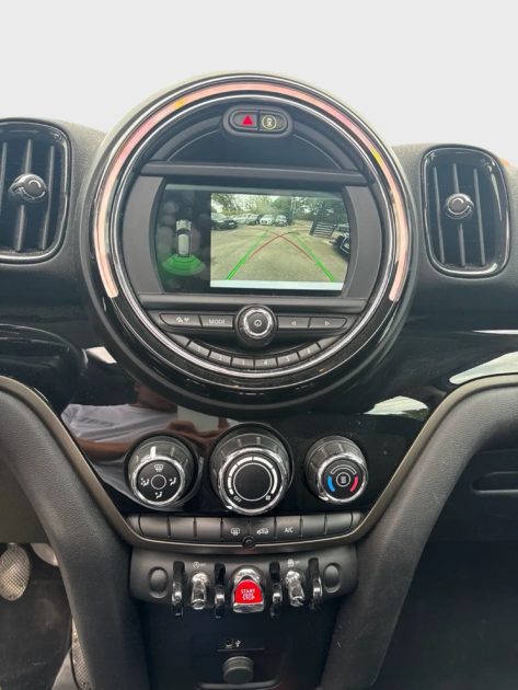 MINI COUNTRYMAN ONE D 116ch / Toit ouvrant / Keyless