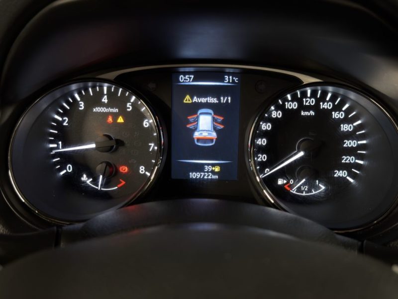 NISSAN XTRAIL III 1.6 DIG-T 163 Cv 5 PLACES ATTELAGE TOIT OUVRANT PANORAMIQUE CritAir1 - Garantie1an
