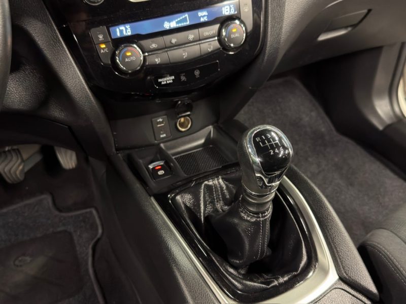 NISSAN XTRAIL III 1.6 DIG-T 163 Cv 5 PLACES ATTELAGE TOIT OUVRANT PANORAMIQUE CritAir1 - Garantie1an