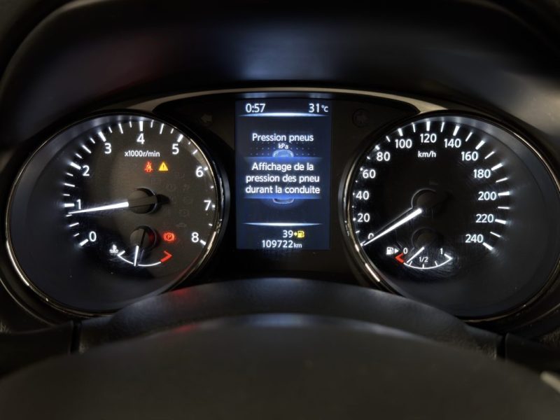 NISSAN XTRAIL III 1.6 DIG-T 163 Cv 5 PLACES ATTELAGE TOIT OUVRANT PANORAMIQUE CritAir1 - Garantie1an