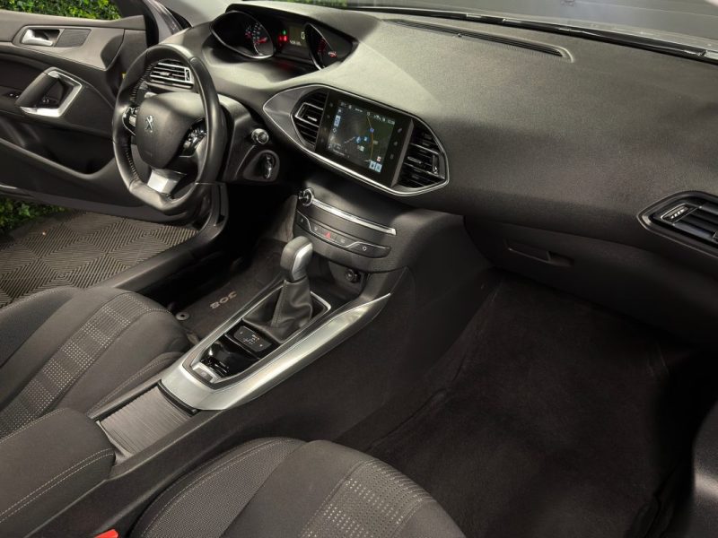 PEUGEOT 308 II ALLURE 1.2 TURBO 130 Cv 1ERE MAIN / BOITE AUTOMATIQUE 35 100 Kms - GARANTIE 1 AN