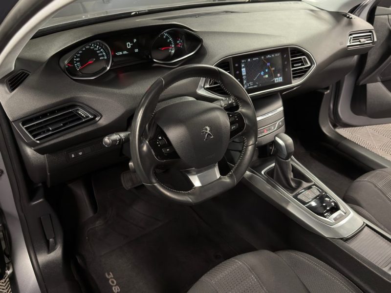 PEUGEOT 308 II ALLURE 1.2 TURBO 130 Cv 1ERE MAIN / BOITE AUTOMATIQUE 35 100 Kms - GARANTIE 1 AN