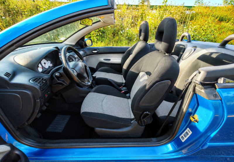 PEUGEOT 206 CC 1.6 16v 110cV FiLOU