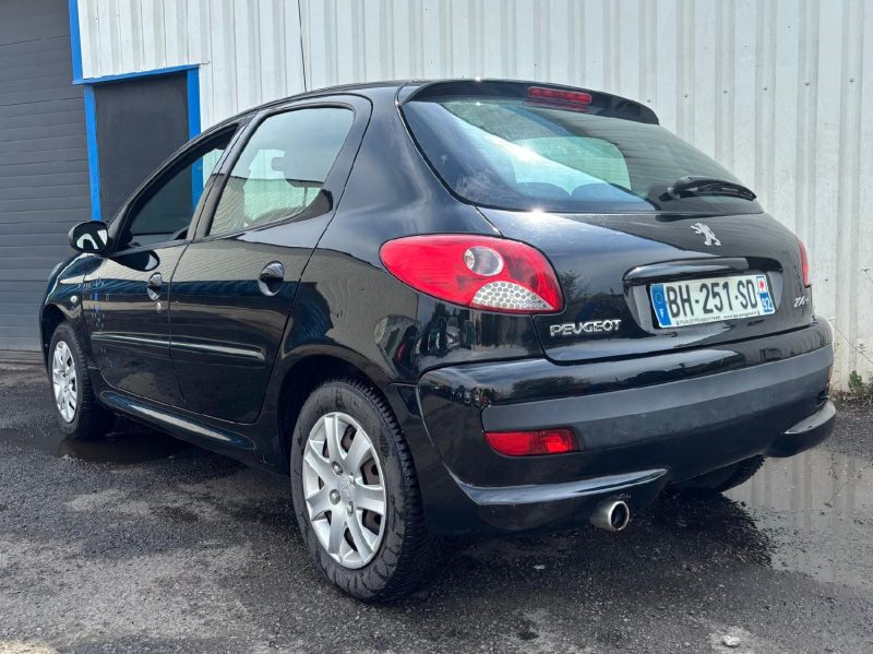 PEUGEOT 206 PLUS + 1.4 75 URBAN MOVE 