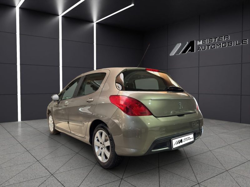 PEUGEOT 308 1.6 HDI 112CH BVA PREMIUM 2011