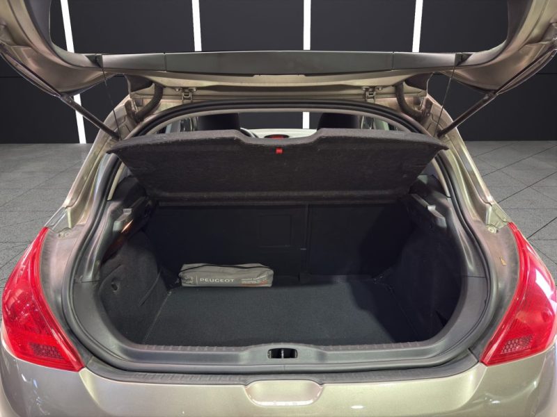 PEUGEOT 308 1.6 HDI 112CH BVA PREMIUM 2011
