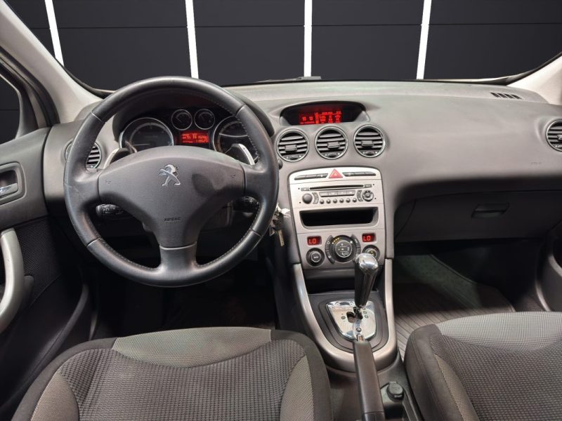 PEUGEOT 308 1.6 HDI 112CH BVA PREMIUM 2011
