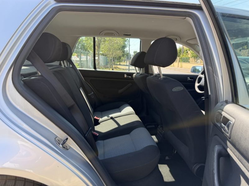 VOLKSWAGEN GOLF 1,6L 102 CV Boite Auto / Paiement 4X ou 10X Possible