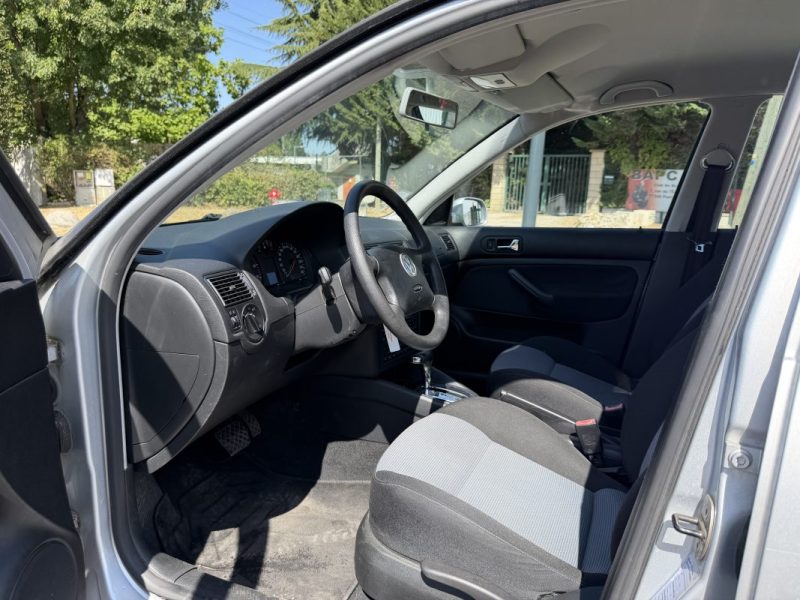 VOLKSWAGEN GOLF 1,6L 102 CV Boite Auto / Paiement 4X ou 10X Possible