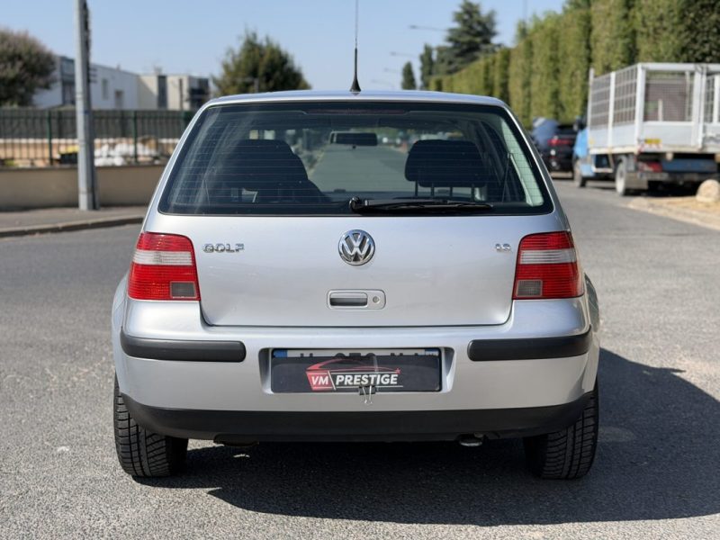 VOLKSWAGEN GOLF 1,6L 102 CV Boite Auto / Paiement 4X ou 10X Possible