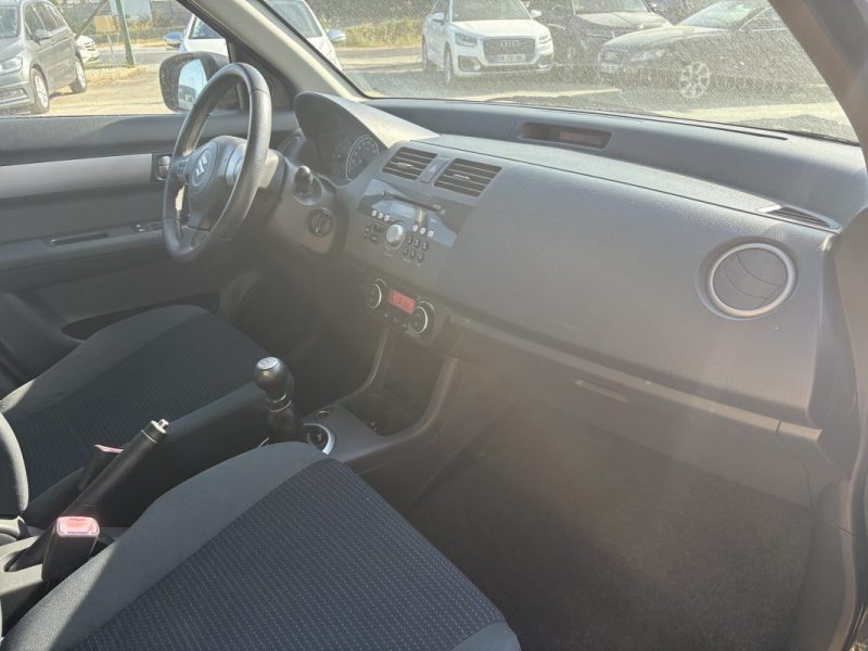 SUZUKI SWIFT 1.3 VVT GL 2009