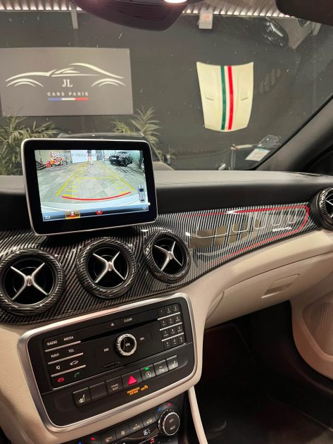MAGNIFIQUE MERCEDES CLA BREAK 250 FASCINATION AMG LINE 211CH (TOIT OUVRANT, SIÈGES CHAUFFANTS)