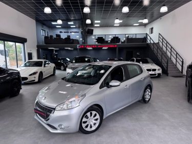 PEUGEOT 208 1.6 E-HDI 92cv /✅ 1 ERE MAIN / 5 PLACE