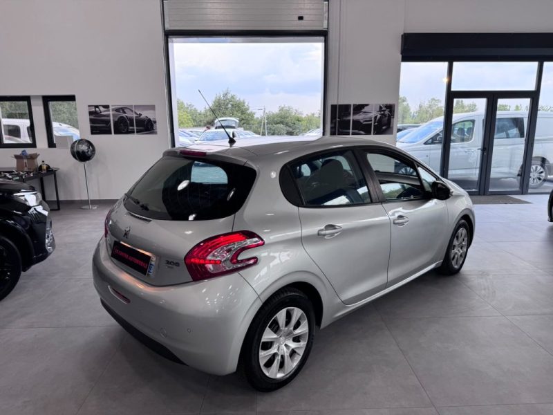 PEUGEOT 208 1.6 E-HDI 92cv /✅ 1 ERE MAIN / 5 PLACE