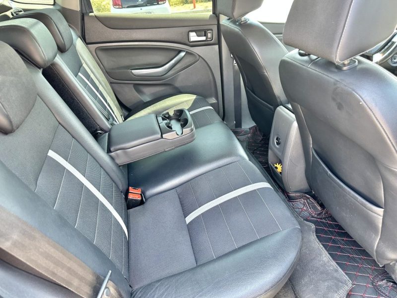 FORD KUGA 2.0 Tdci 136 TREND 2009 SUIVI GARANTIE 6 MOIS 
