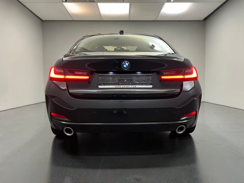 BMW SERIE 3 320D XDRIVE 190CH PREMIERE MAIN 