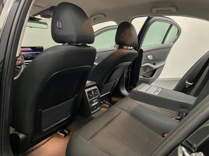 BMW SERIE 3 320D XDRIVE 190CH PREMIERE MAIN 