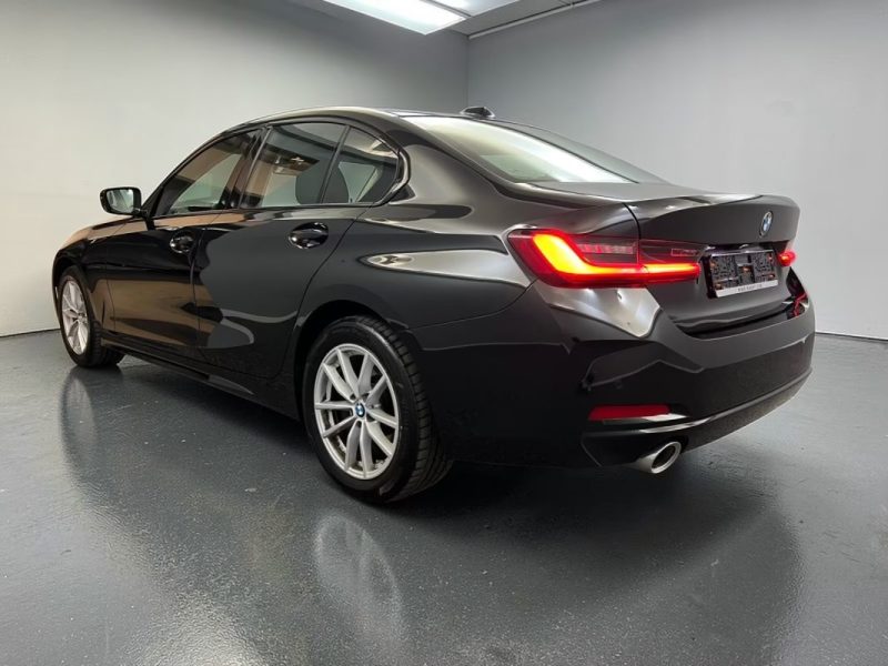 BMW SERIE 3 320D XDRIVE 190CH PREMIERE MAIN 