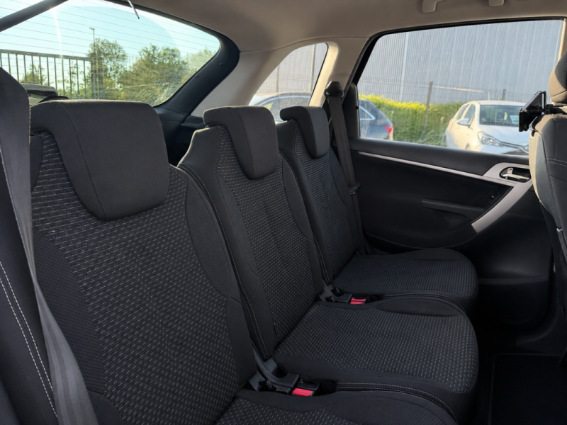 CITROEN C4 1.6 HDI 110ch ATTRACTION