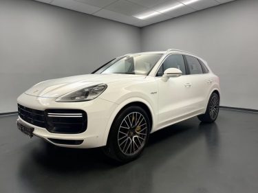 PORSCHE CAYENNE TURBO S E-HYBRID INNO VISION NOCTURNE