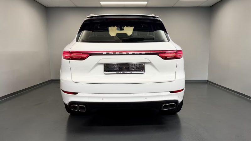 PORSCHE CAYENNE TURBO S E-HYBRID INNO VISION NOCTURNE